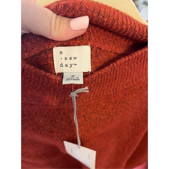 COPY - NWT  Women’s a new day Rust Orange Crew Neck Sweater Size S - Picture 6 of 9